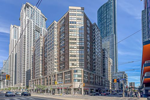 1712-711 Bay St, Toronto, ON, M5G2J8 | Card Image