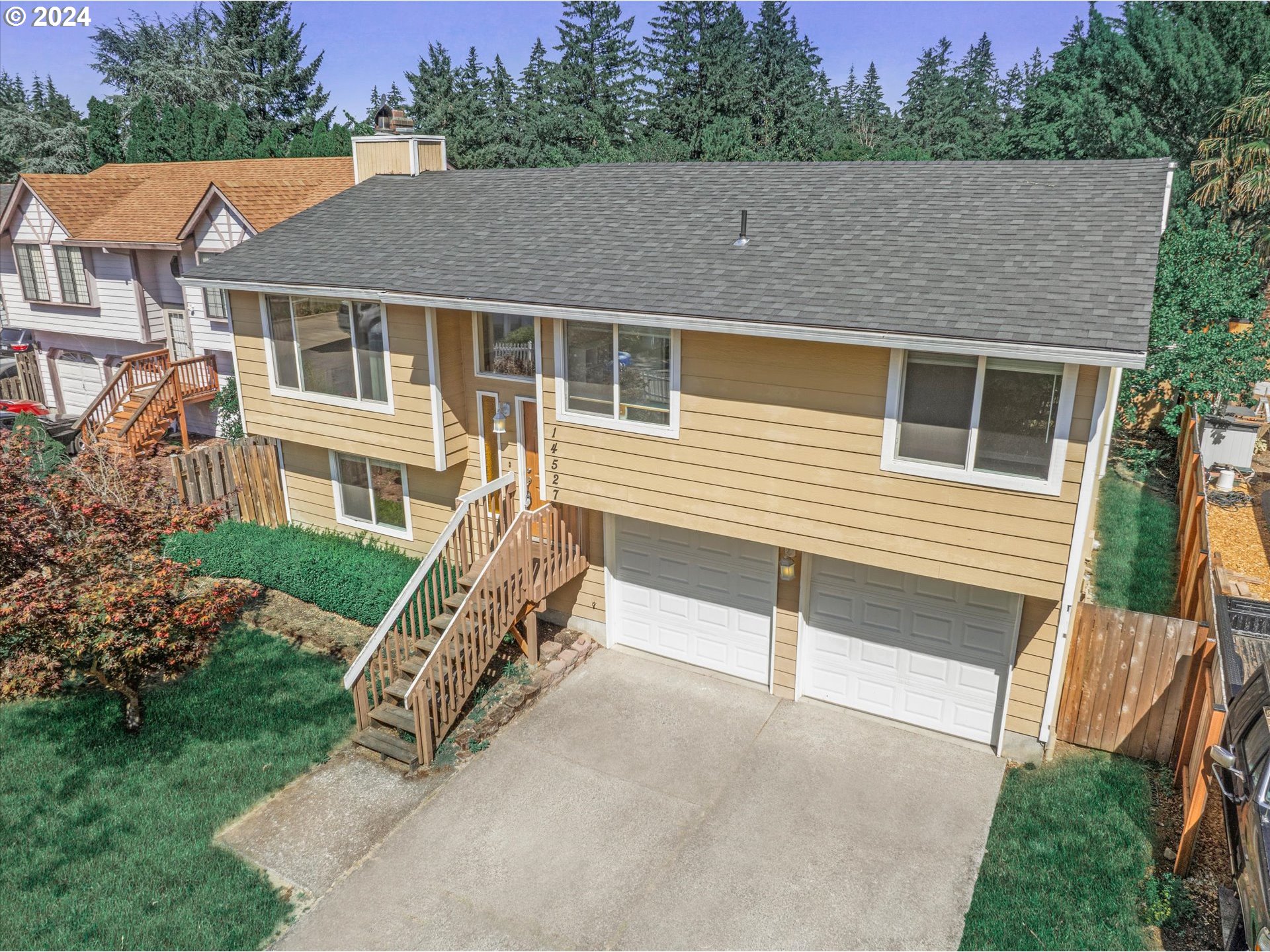 Center St, Portland, OR 97236