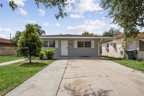 5632 Hayes St, Hollywood, FL, 33021-5165 | Card Image