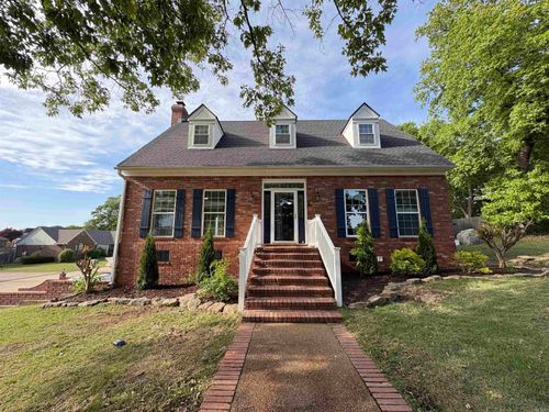 311 Live Oak Dr, Searcy, AR, 72143-4525 | Card Image