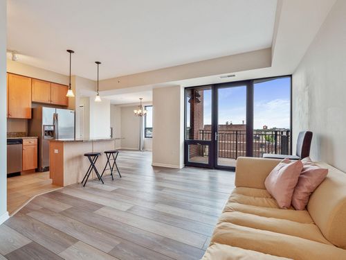 apt-806-500 E Grant St, Minneapolis, MN, 55404-1436 | Card Image