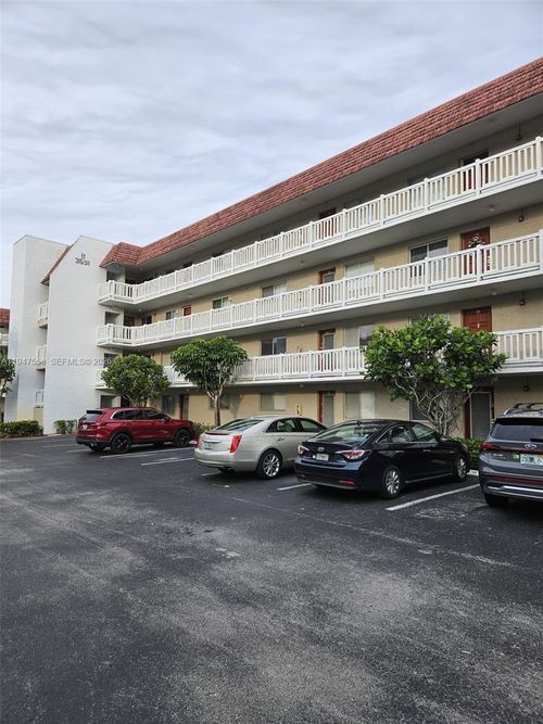 apt-405-3591 Inverrary Dr, Lauderhill, FL, 33319-5981 | Card Image