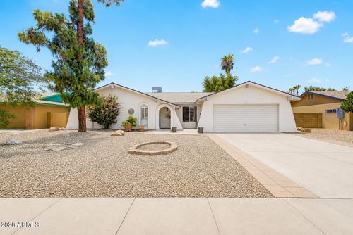 5215 W Las Palmaritas Dr, Glendale, AZ, 85302-6219 | Card Image