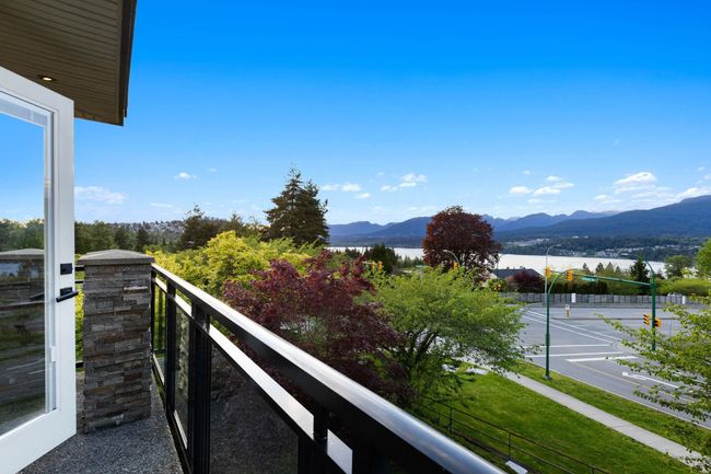 7120 Ridge Drive, House other with 8 bedrooms, 6 bathrooms and 5 parking in Burnaby BC | Image 38