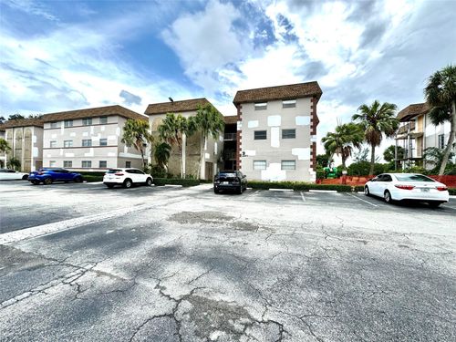 apt-210-2471 Sw 82nd Ave, Davie, FL, 33324-5795 | Card Image