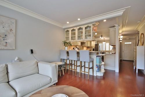 apt-55-19 Lincoln Pl, Ossining, NY, 10562-5240 | Card Image