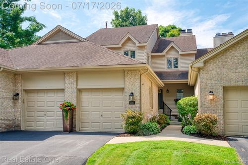 4884 Pine Eagles Ct, Brighton, MI, 48116-9763 | Card Image