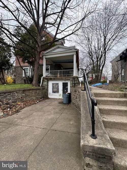 6717 N 6th St, PHILADELPHIA, PA, 19126-3031 | Card Image