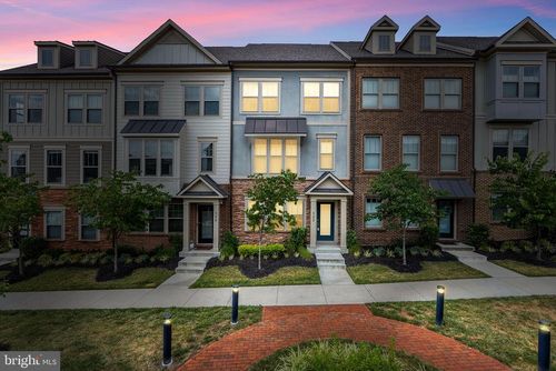 306 Nebeiolo Ter Se, LEESBURG, VA, 20175-4777 | Card Image
