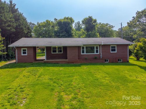 191 Rolling Green Dr, Sylva, NC, 28779-6547 | Card Image