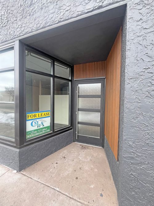 5723 Grand Ave, Duluth, MN, 55807-2566 | Card Image