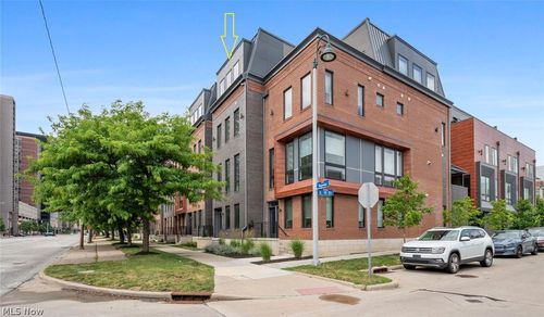27-1495 Superior Ave E, Cleveland, OH, 44114-2911 | Card Image