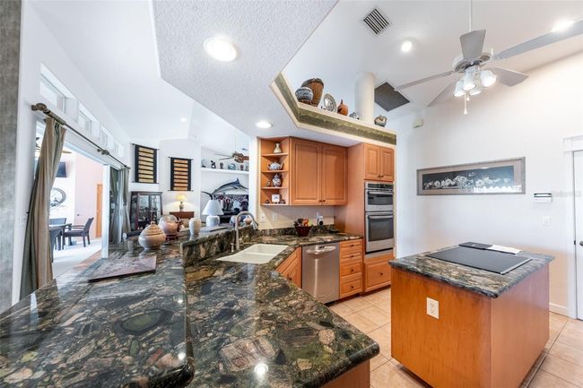 518 Saint Girons Ct, House other with 3 bedrooms, 3 bathrooms and null parking in PUNTA GORDA FL | Image 19