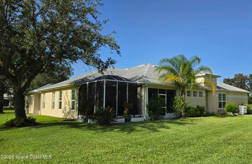 400 Paige Ct, Melbourne, FL, 32940-8111 | Card Image
