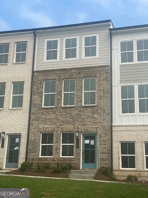 2635 Creekside Dr Nw, Atlanta, GA, 30318-0600 | Card Image