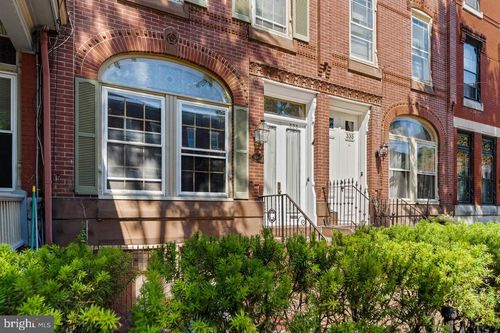 333 E Union St, BURLINGTON, NJ, 08016-1718 | Card Image