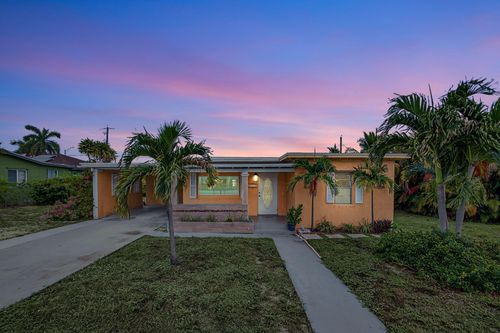 1136 W 7th St, Riviera Beach, FL, 33404-7438 | Card Image