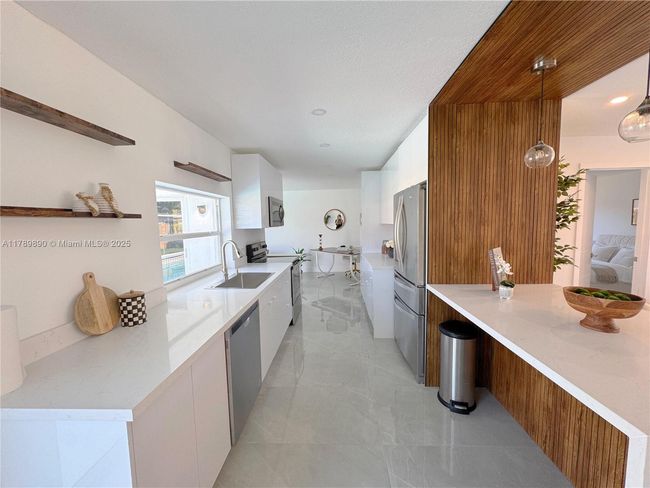 8911 Nw 7 Th Ct, House other with 3 bedrooms, 2 bathrooms and null parking in Pembroke Pines FL | Image 14
