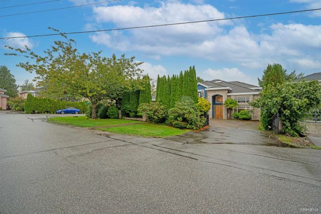 7388 Bassett Place, House other with 6 bedrooms, 4 bathrooms and 6 parking in Richmond BC | Image 36