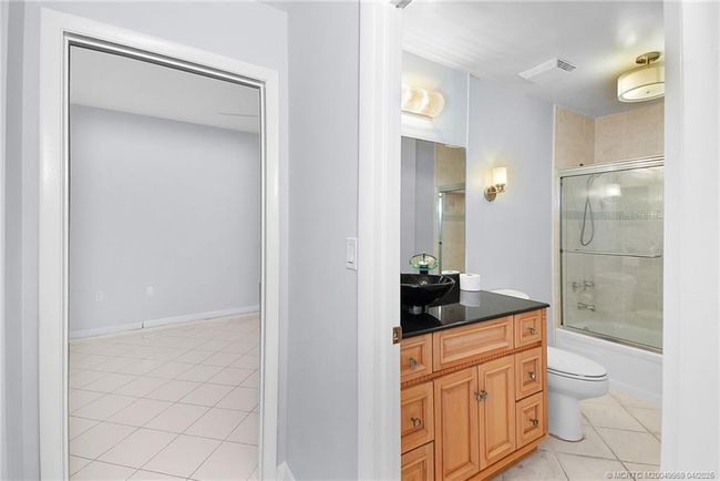 APT-1604 - 9900 S Ocean Dr, Condo with 2 bedrooms, 2 bathrooms and null parking in Jensen Beach FL | Image 28