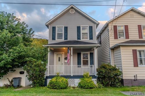 902 17th St, Windber, PA, 15963-1808 | Card Image