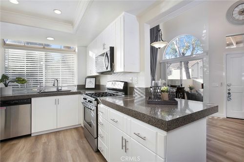 92 Nightingale Dr, Aliso Viejo, CA, 92656-1758 | Card Image