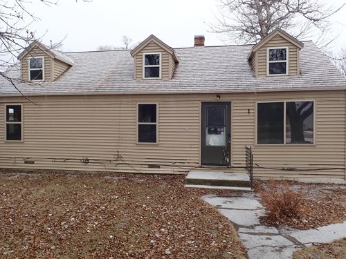 376 Main St, Kenneth, MN, 56147-4036 | Card Image