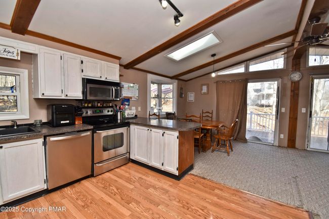 4 Kitchen (4) | Image 11