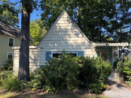 54 Campwoods Ground, Ossining, NY, 10562 | Card Image