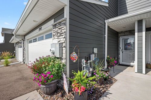 17097 Dysart Pl, Lakeville, MN, 55044-5759 | Card Image