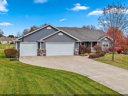 9410 Memory Lane, Clayton, WI, 54956 | Card Image