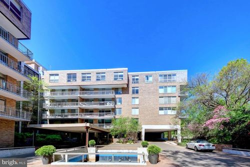 805-4100 Cathedral Ave Nw, WASHINGTON, DC, 20016-3513 | Card Image