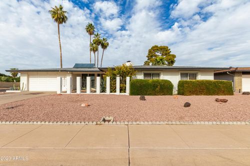 4428 W Laurie Ln, Glendale, AZ, 85302-6623 | Card Image