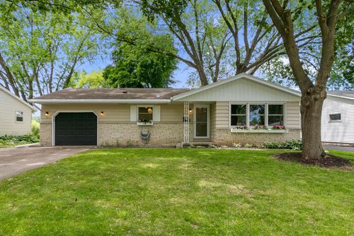 1210 Acewood Blvd, Madison, WI, 53716-1214 | Card Image
