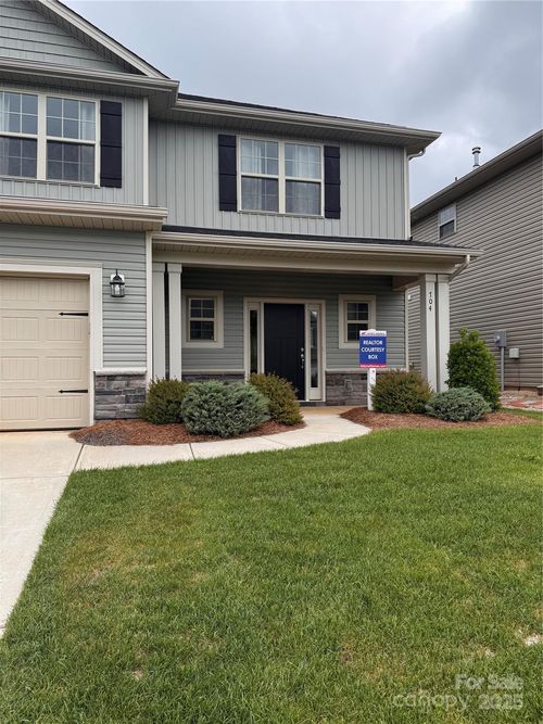 121-704 Robert Moses Dr, Gastonia, NC, 28056-0032 | Card Image