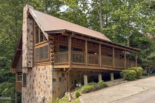 510 Hoot Owl Way, Gatlinburg, TN, 37738 | Card Image