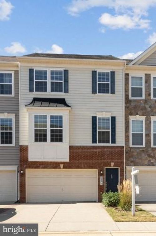 42219 Dean Chapel Sq, CHANTILLY, VA, 20152-4501 | Card Image