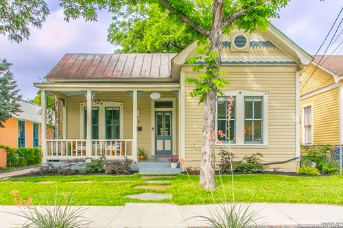 331 Wickes St, San Antonio, TX, 78210-1247 | Card Image