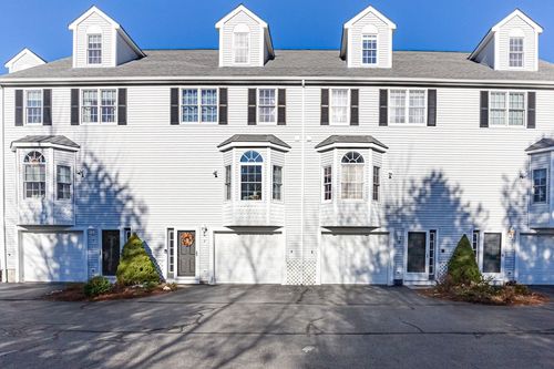9-9 Sunnyside Dr, Plainville, MA, 02762-2261 | Card Image