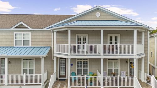 1604 Hopeman Ln, Mount Pleasant, SC, 29466-9276 | Card Image