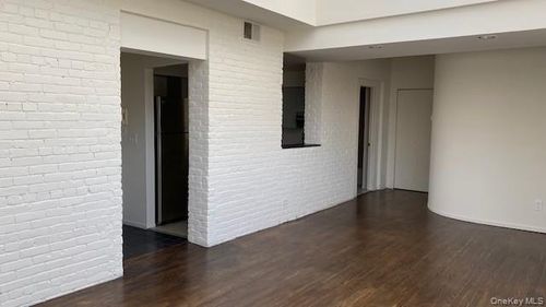 4e-110 Mill Street, Poughkeepsie, NY, 12601 | Card Image