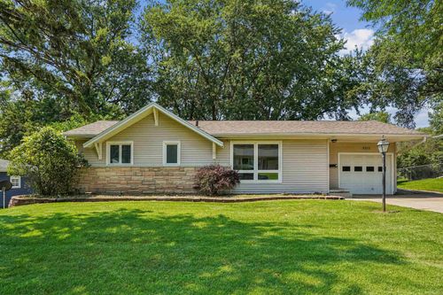3311 Pridemore Drive, Cedar Falls, IA, 50613 | Card Image