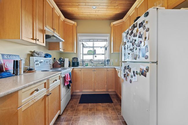 5800 28 Avenue, House other with 4 bedrooms, 2 bathrooms and 5 parking in Delta BC | Image 36