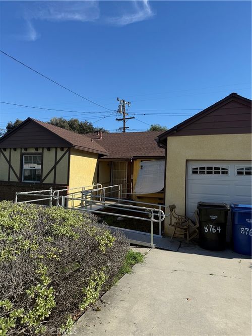 8764-8762-8764 La Salle St, Cypress, CA, 90630-2168 | Card Image