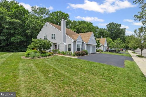 31 Magnolia Ct, BORDENTOWN, NJ, 08505-4239 | Card Image