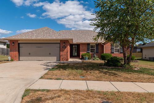 3778 N Boonville Ave, Springfield, MO, 65803-7979 | Card Image