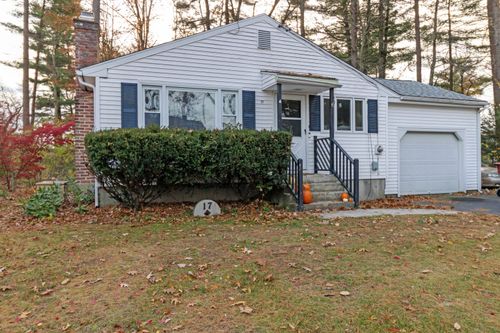 17 Pine Dr, Unionville, CT, 06085-1519 | Card Image
