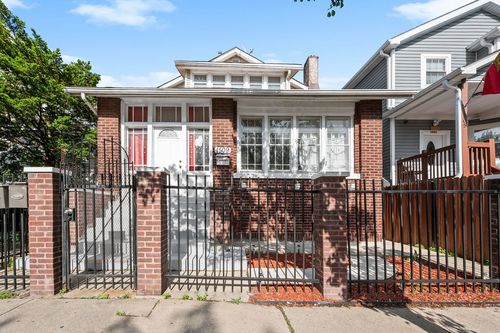 1509 Central Ave, Chicago, IL, 60651-1260 | Card Image