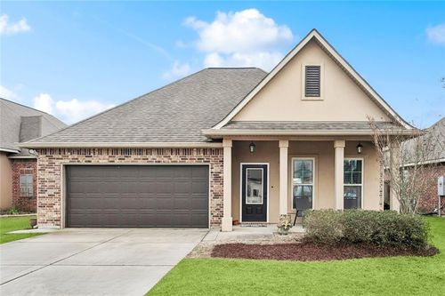10040 Cesson Court Court, Madisonville, LA, 70447 | Card Image