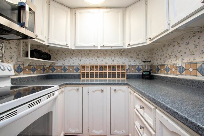 210 Winter St, Home with 0 bedrooms, 2 bathrooms and null parking in St. Johnsbury VT | Image 15